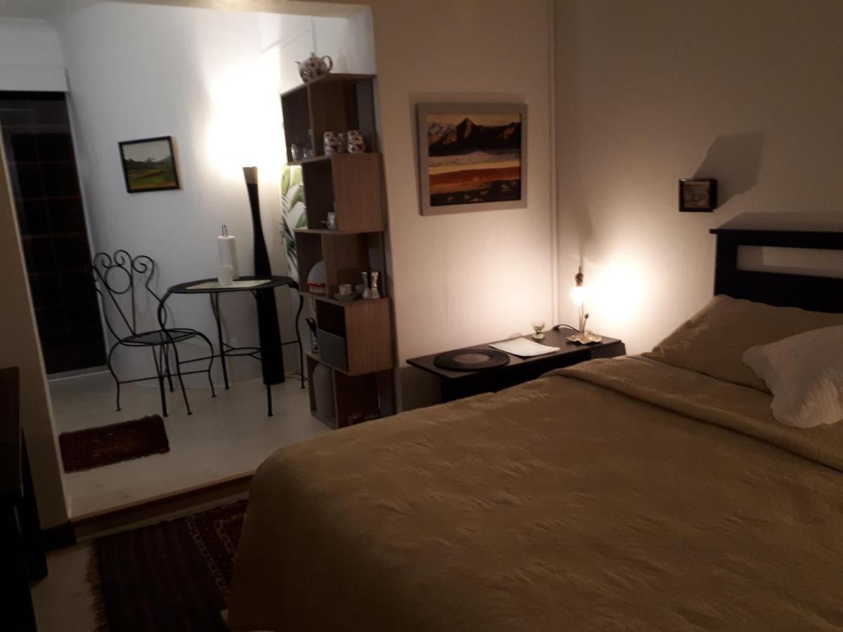 A La Fugue Hotel Upington Bagian luar foto