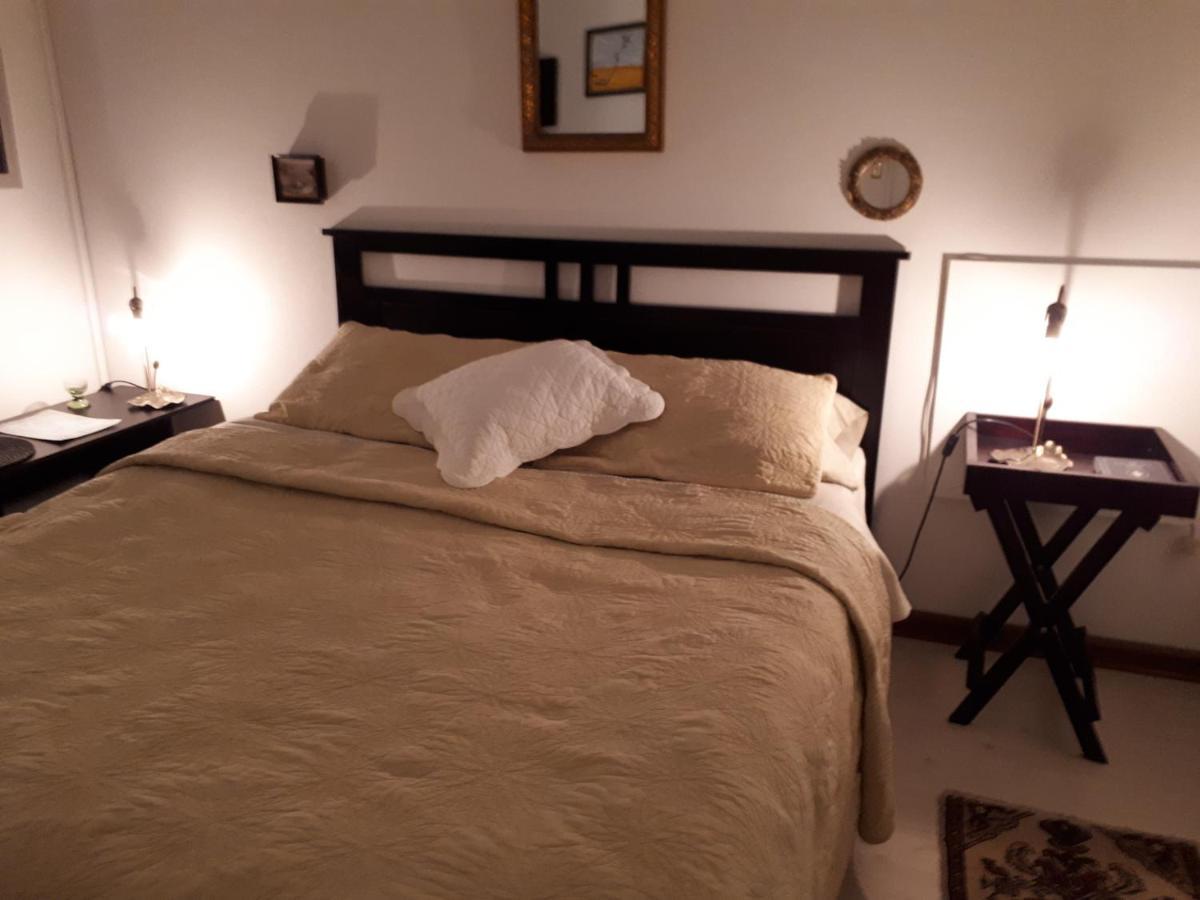 A La Fugue Hotel Upington Bagian luar foto