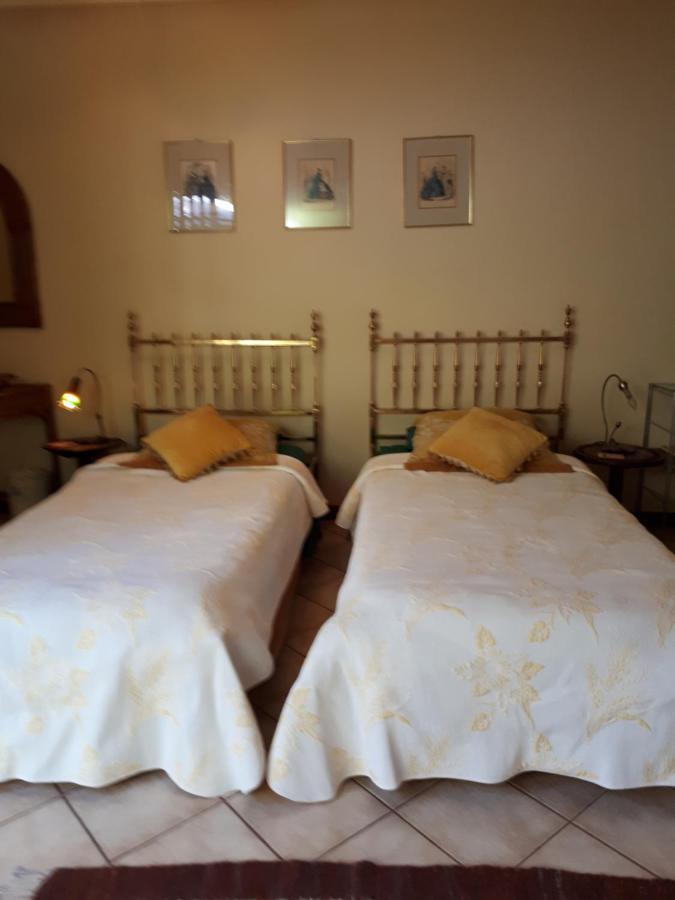 A La Fugue Hotel Upington Bagian luar foto