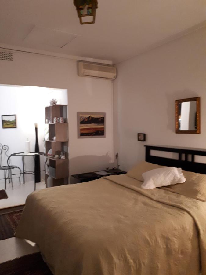 A La Fugue Hotel Upington Bagian luar foto