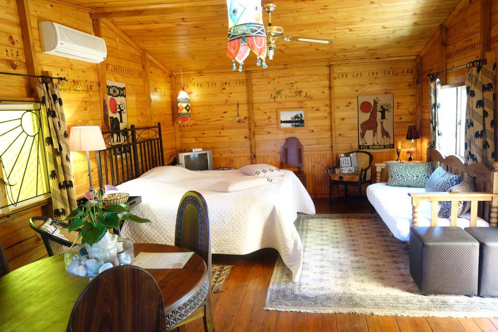 A La Fugue Hotel Upington Bagian luar foto