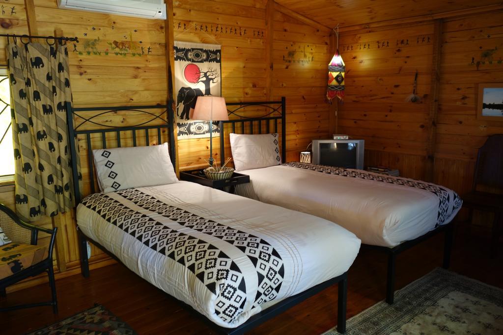 A La Fugue Hotel Upington Bagian luar foto