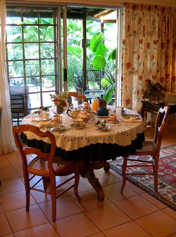 A La Fugue Hotel Upington Bagian luar foto