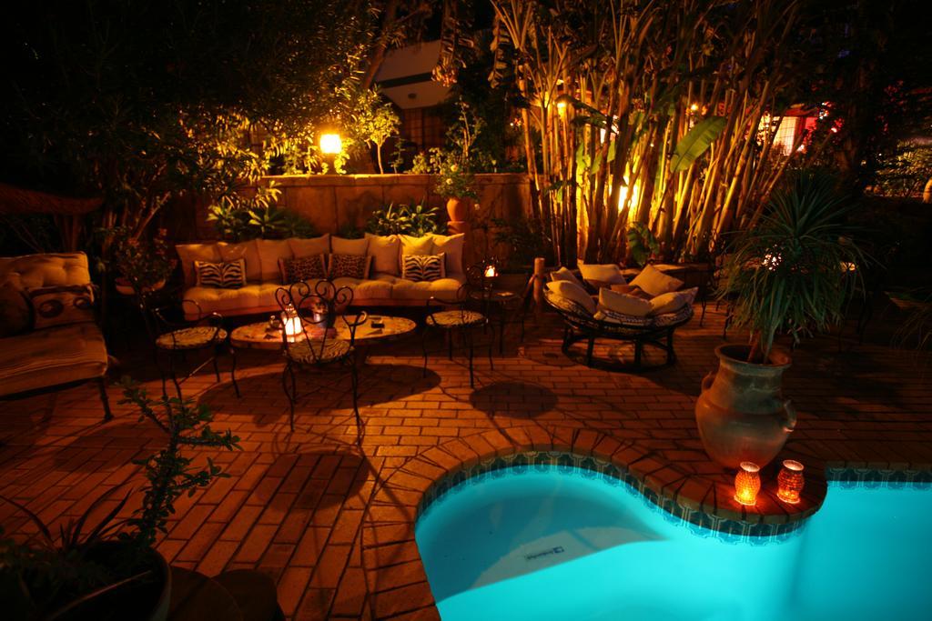 A La Fugue Hotel Upington Bagian luar foto