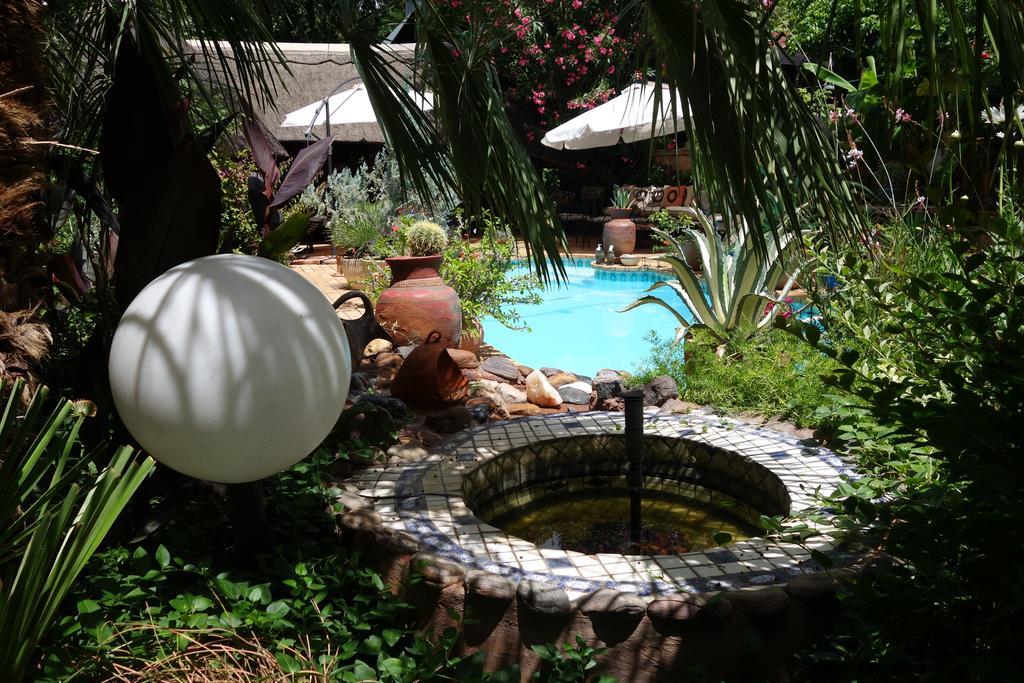 A La Fugue Hotel Upington Bagian luar foto