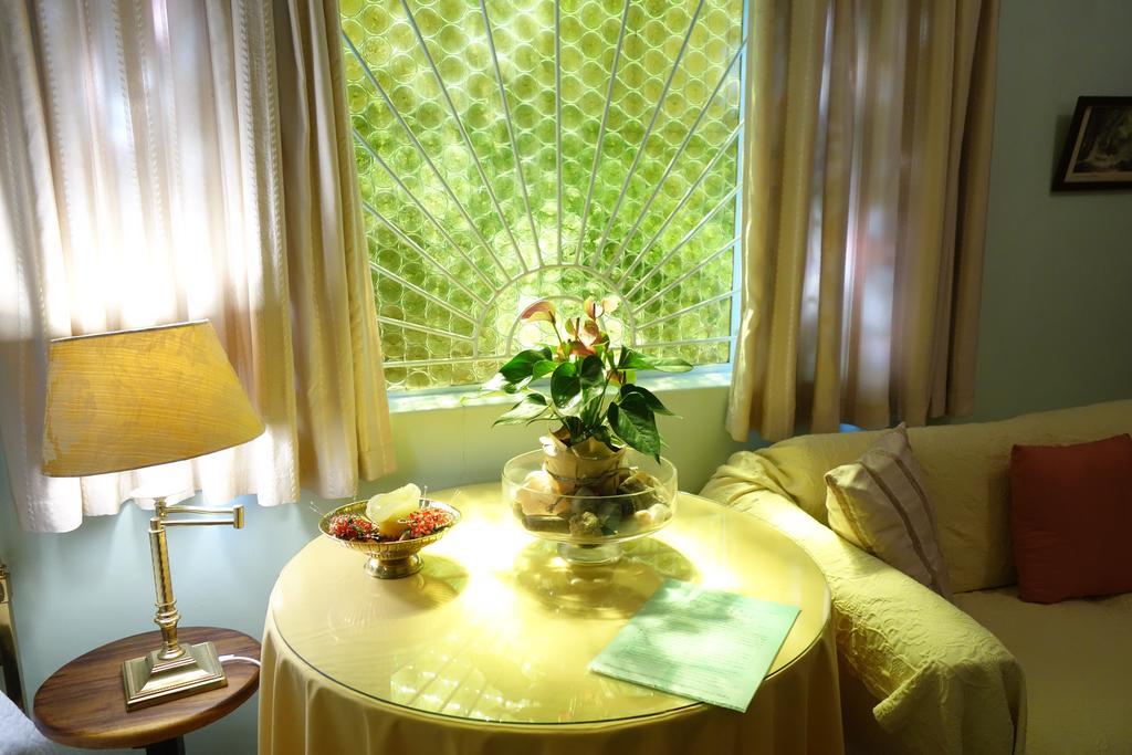 A La Fugue Hotel Upington Bagian luar foto