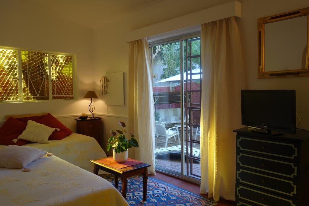 A La Fugue Hotel Upington Bagian luar foto